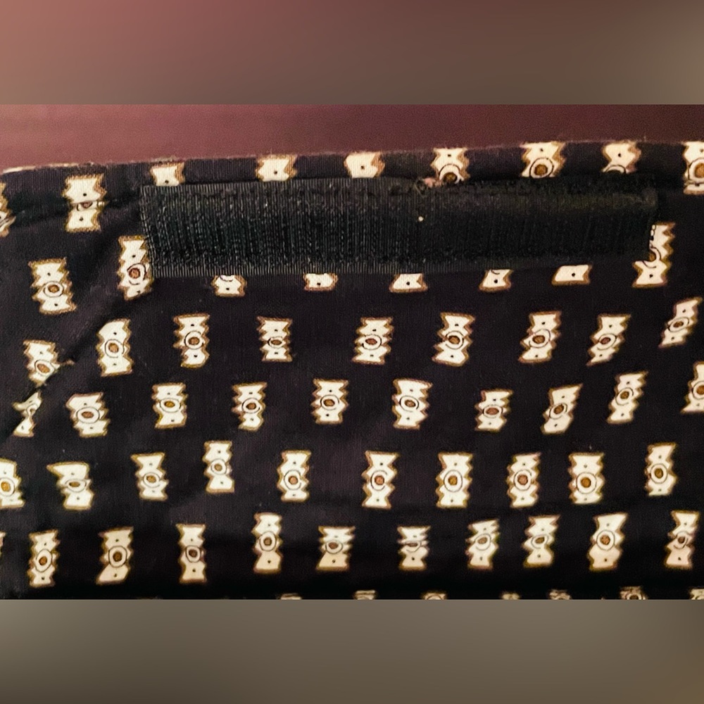 VERA BRADLEY Wallet With Strap - Crossbody - Zebras - Black - Great Condition - Picture 6 of 12